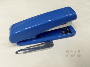 小利器鑄就大夢(mèng)想 從義烏訂書(shū)機(jī)看“通橋文具”的中國(guó)夢(mèng)征途